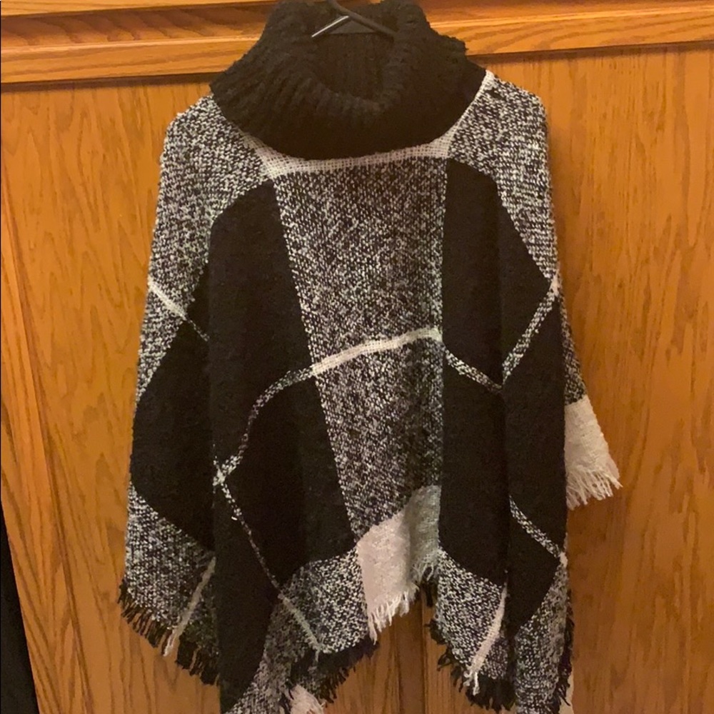 Poncho sweater